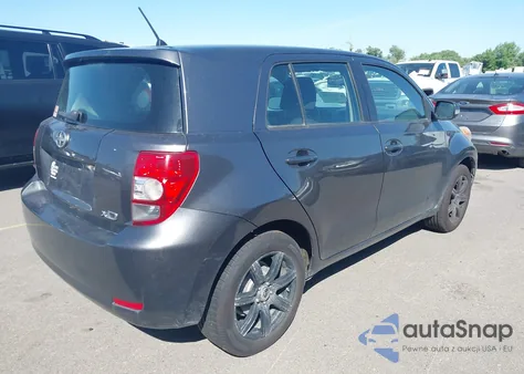 2010 Scion Xd Base (Retail Orders Only) (M5) из США, поврежденный, VIN JTKKU4B4XA1007000